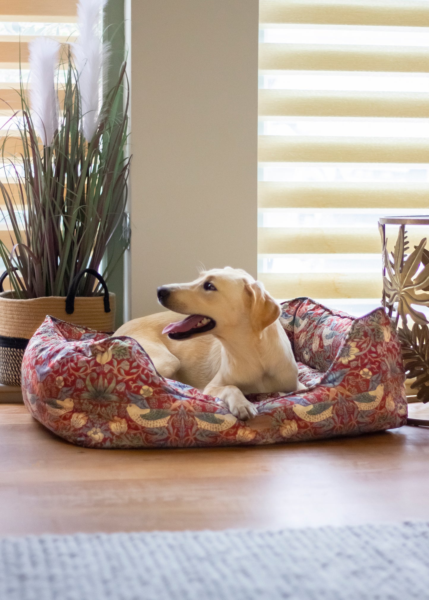 STRAWBERRY THIEF SQUARE BED